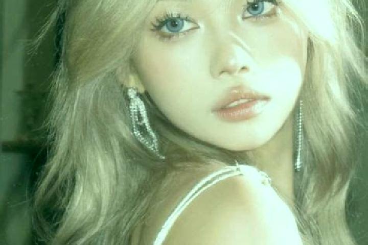 Ava, 34, a blonde blue-eyed asian companion based in Songassou. Offering Erotic Massage, Fetish, Girlfriend Experience, A-Level. Available for incall and out...