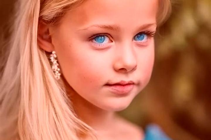 Ava, 34, a blonde blue-eyed caribbean companion based in Xinmen. Offering Massage, Party Girl, OWO, Erotic Massage. Available for incall and outcall, overnig...