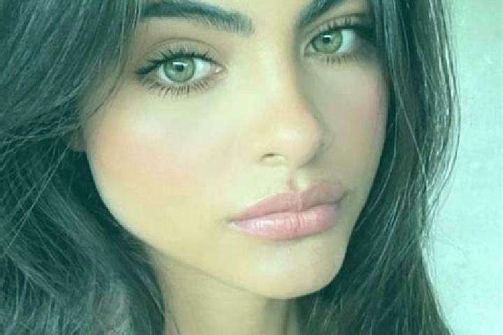 Ava, 34, a chestnut dark-eyed indian companion based in Zhuantan. Offering CIM, Overnight, OWO. Available for incall and outcall, overnight bookings available.