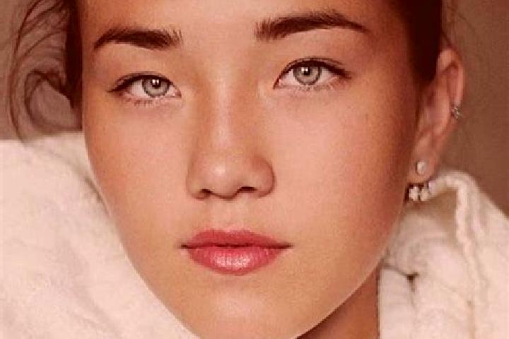 Ava, 34, a dark blonde amber-eyed caucasian companion based in Bobaita. Offering Couples, Girlfriend Experience, BDSM. Available for incall and outcall, over...