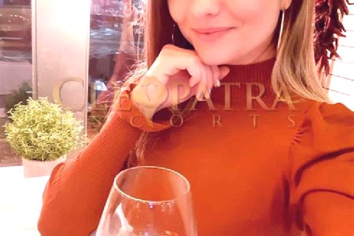 Ava, 34, a red brown-eyed european companion based in Tayirove. Offering Striptease, Prostate Massage, OWO. Available for incall and outcall, day and evening...