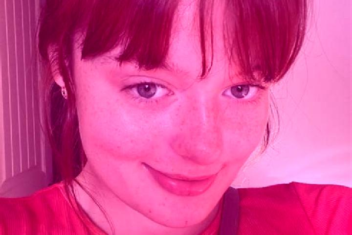 Ava, 34, a red green-eyed caucasian companion based in Tromsdalen. Offering Fetish, GFE, Dinner Date, Duos. Available for incall and outcall, day and evening...