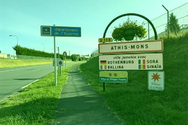 Ava, 34 — Escort in Athis-Mons, France