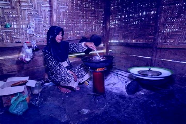 Ava, 34 — Escort in Idi Rayeuk, Indonesia