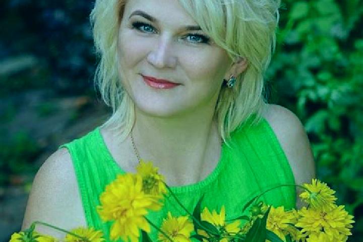 Ava, 34 — Escort in Nadvirna, Ukraine