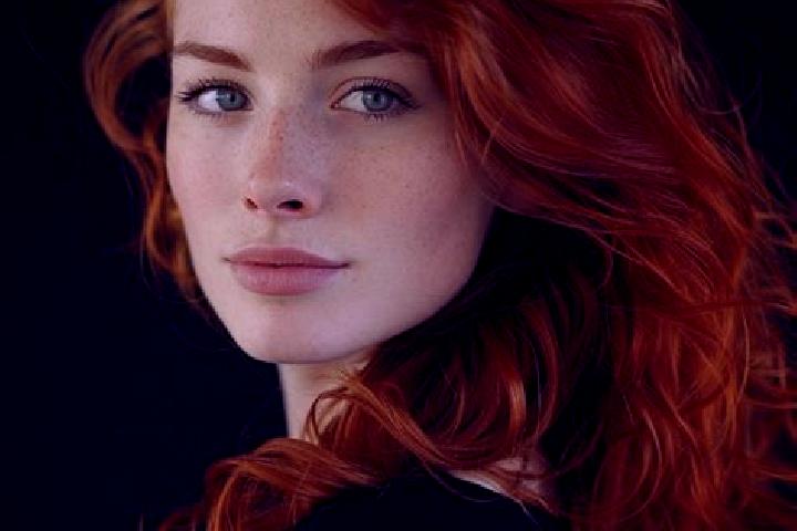 Ava, 35, a auburn green-eyed middle eastern companion based in Balakovo. Offering Erotic Massage, A-Level, Party Girl, Travel Companion. Available for incall...