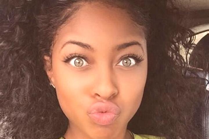Ava, 35, a black green-eyed ebony companion based in Korukollu. Offering Couples, OWO, Tantra, Massage, Striptease. Available for incall and outcall, overnig...