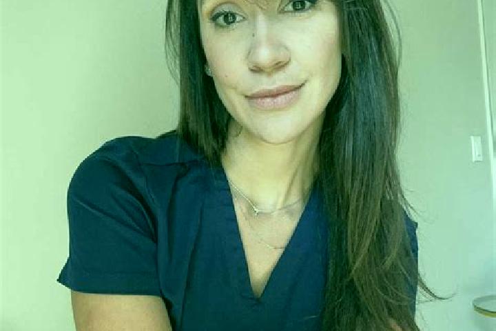 Ava, 35, a brunette brown-eyed caucasian companion based in Santa Clara d Oeste. Offering Massage, Domination, Roleplay, Travel Companion, Deep French Kissin...