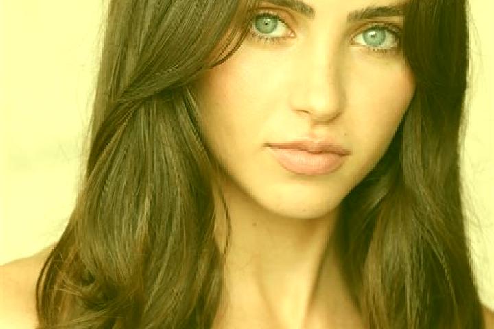 Ava, 35, a brunette brown-eyed indian companion based in Karanggeneng. Offering Striptease, CIM, Girlfriend Experience. Available for incall and outcall, day...