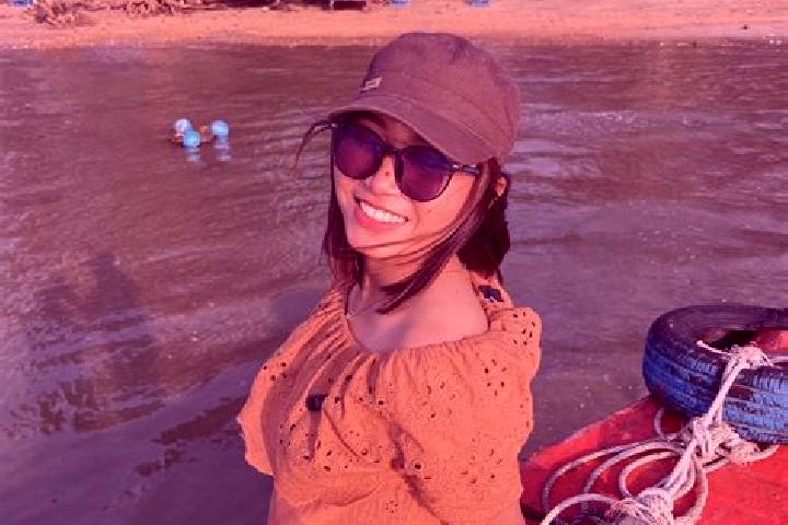Ava, 35 — Escort in Areaks Tnaot, Cambodia