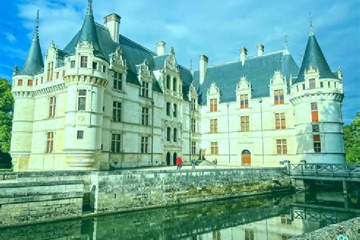 Ava, 35 — Escort in Azay-le-Rideau, France