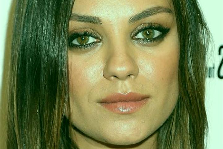Ava, 36, a auburn hazel-eyed caribbean companion based in Varsolt. Offering Tantra, Party Girl, Couples, Domination. Available for incall and outcall, day an...