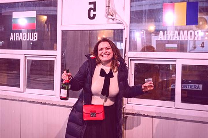 Ava, 36 — Escort in Hoisesti, Romania