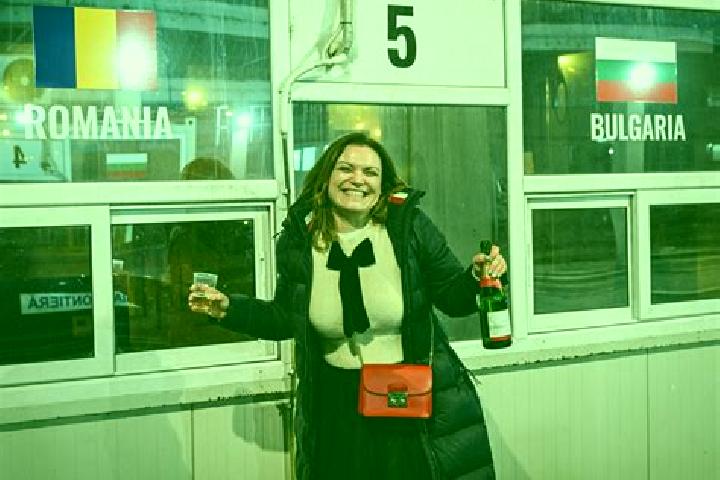 Ava, 36 — Escort in Pesceana, Romania