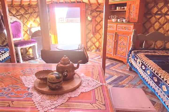 Ava, 36 — Escort in Serzhen -Yurt, Russia