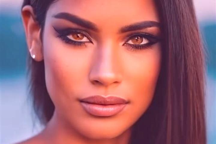 Ava, 37, a black brown-eyed latina companion based in El Gavilan. Offering 69, Dinner Date, Overnight, Couples. Available for incall and outcall, overnight b...