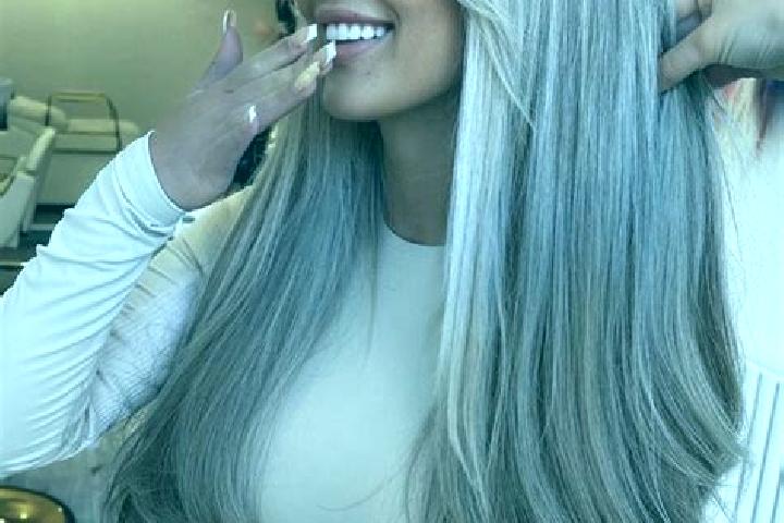 Ava, 37, a blonde grey-eyed caucasian companion based in Urdorf / Oberurdorf. Offering Tantra, OWO, Erotic Massage, Deep French Kissing, Domination. Availabl...
