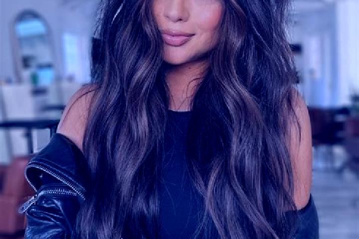Ava, 37, a brunette dark-eyed indian companion based in Sugiharjo. Offering Deep French Kissing, 69, Girlfriend Experience, OWO. Available for incall and out...