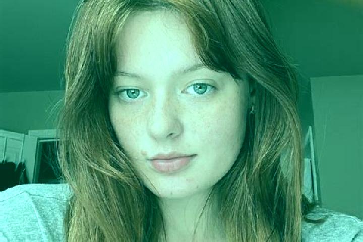 Ava, 37, a red grey-eyed mixed companion based in Obersochering. Offering 69, Deep French Kissing, OWO, Striptease. Available for incall and outcall, day and...