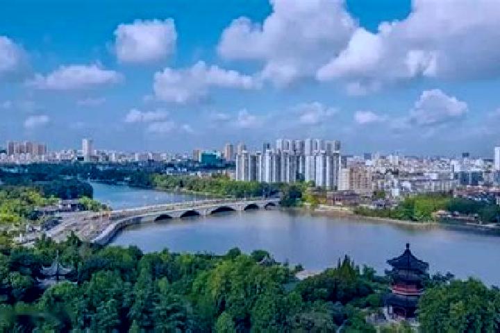 Ava, 37 — Escort in Laiwu, China