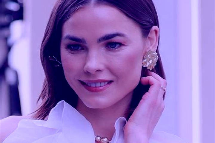 Ava, 37 — Escort in Northwood, Australia
