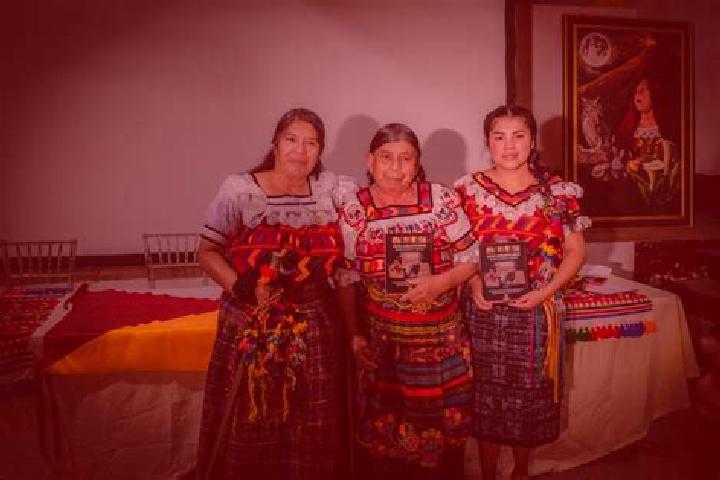 Ava, 37 — Escort in Santa Lucia Utatlan, Guatemala