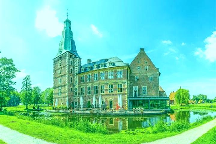 Ava, 37 — Escort in Straelen, Germany