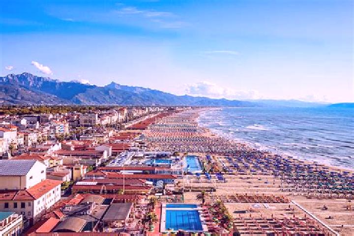 Ava, 37 — Escort in Viareggio, Italy