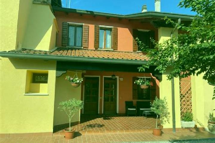 Ava, 37 — Escort in Zelarino, Italy