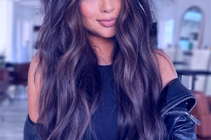 Ava, 38, a brunette dark-eyed slavic companion based in Hautecourt-Romaneche. Offering 69, Striptease, Tantra. Available for incall and outcall, overnight bo...
