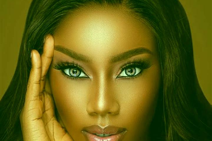 Ava, 38, a chestnut blue-eyed ebony companion based in Piode. Offering BDSM, Prostate Massage, Roleplay, OWO. Available for incall and outcall, overnight boo...