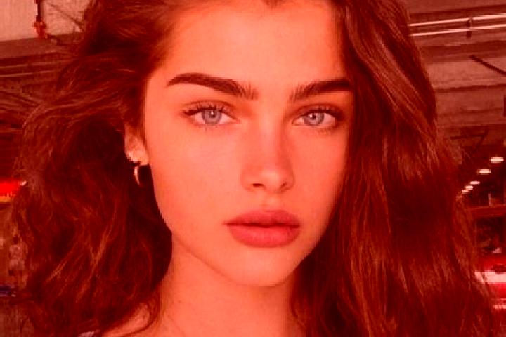Ava, 39, a chestnut green-eyed latina companion based in Anghiari. Offering Party Girl, OWO, Travel Companion, A-Level. Available for incall and outcall, ove...