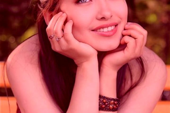 Ava, 39, a red blue-eyed asian companion based in Jebba. Offering Massage, Dinner Date, Overnight. Available for incall and outcall, day and evening dates.