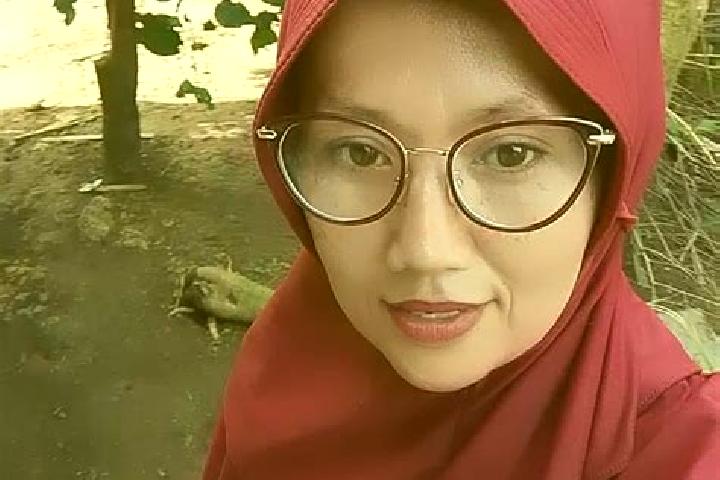Ava, 39 — Escort in Kuripan, Indonesia