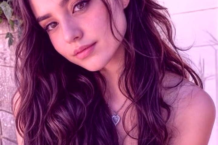 Avery, 20, a auburn hazel-eyed asian companion based in Alvaro de Carvalho. Offering Deep French Kissing, Tantra, Domination. Available for incall and outcal...