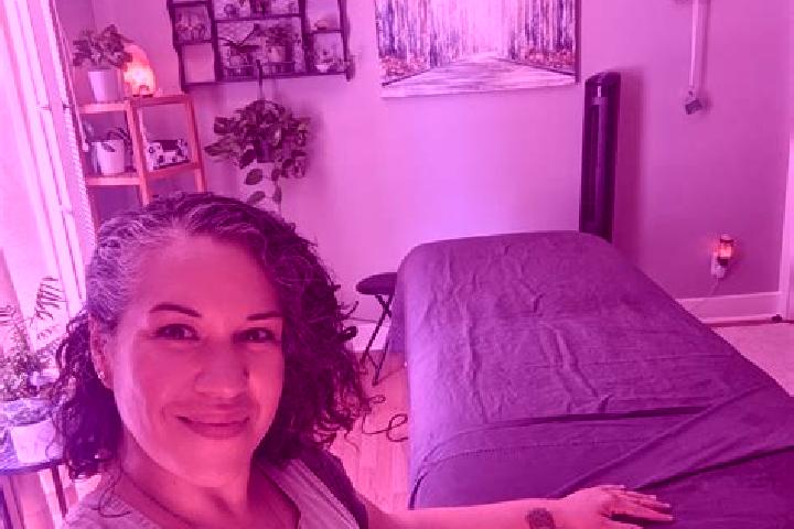 Avery, 20, a black grey-eyed european companion based in Quarndon. Offering GFE, A-Level, Erotic Massage. Available for incall and outcall, day and evening d...