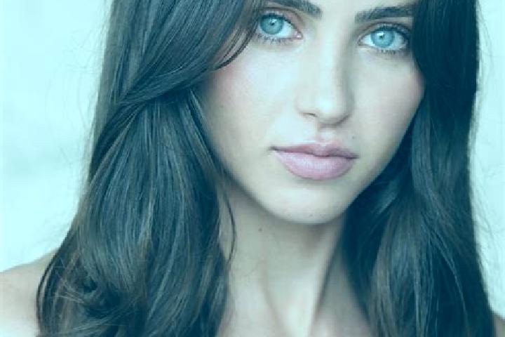Avery, 20, a brunette brown-eyed middle eastern companion based in Savska Ves. Offering BDSM, 69, Prostate Massage. Available for incall and outcall, overnig...
