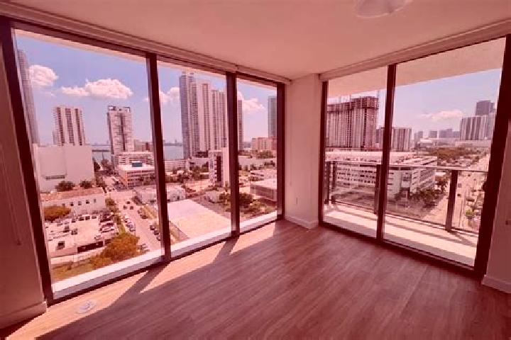 Avery, 20, a dark blonde brown-eyed caucasian companion based in North Miami Beach. Offering Girlfriend Experience, Overnight, BDSM, Massage, Duos. Available...
