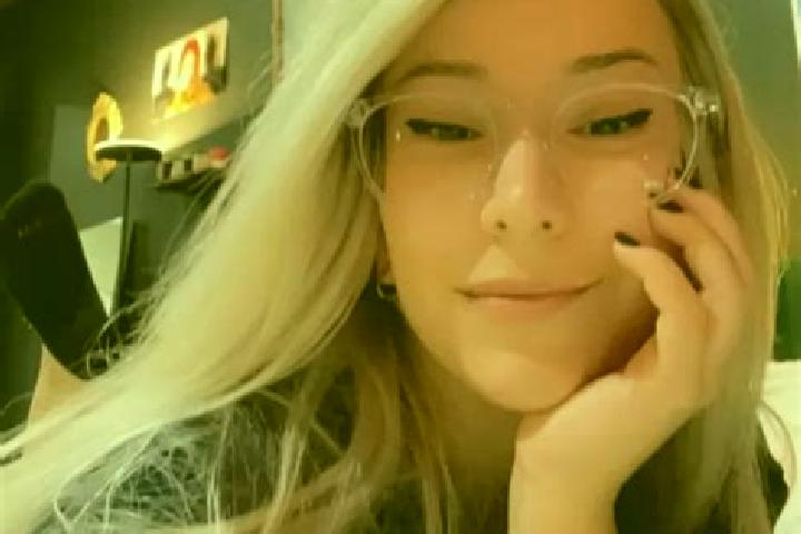 Avery, 20, a platinum blonde dark-eyed asian companion based in Saint-Donat-de-Montcalm. Offering Overnight, BDSM, Fetish, Travel Companion. Available for in...