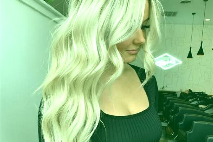 Avery, 20, a platinum blonde grey-eyed mixed companion based in Ampass. Offering CIM, Fetish, Massage, Couples. Available for incall and outcall, day and eve...