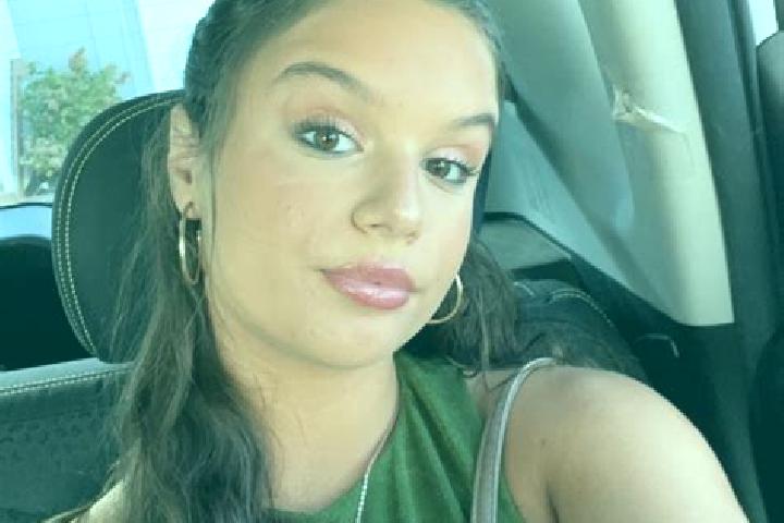 Avery, 20 — Escort in Frenchtown, United States