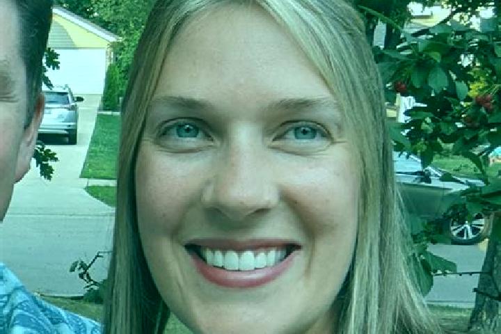 Avery, 20 — Escort in Glen Ellyn, United States