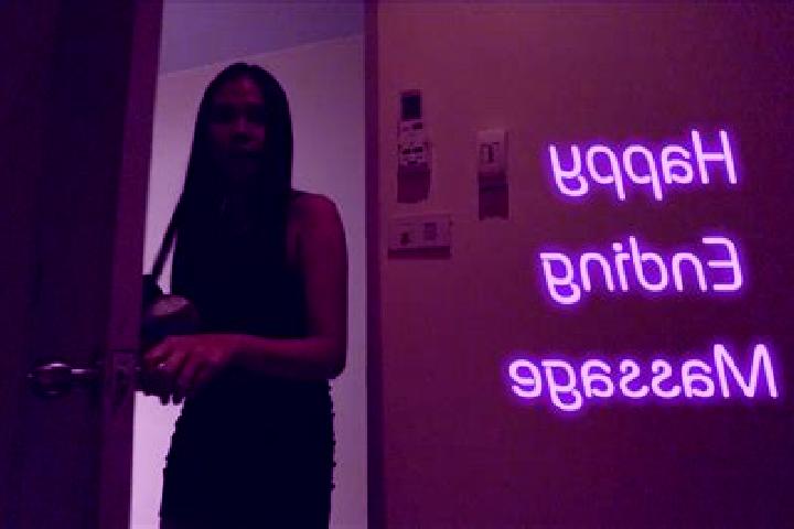 Avery, 21, a black dark-eyed mixed companion based in Ciparasi. Offering Party Girl, Erotic Massage, Travel Companion, Domination. Available for incall and o...