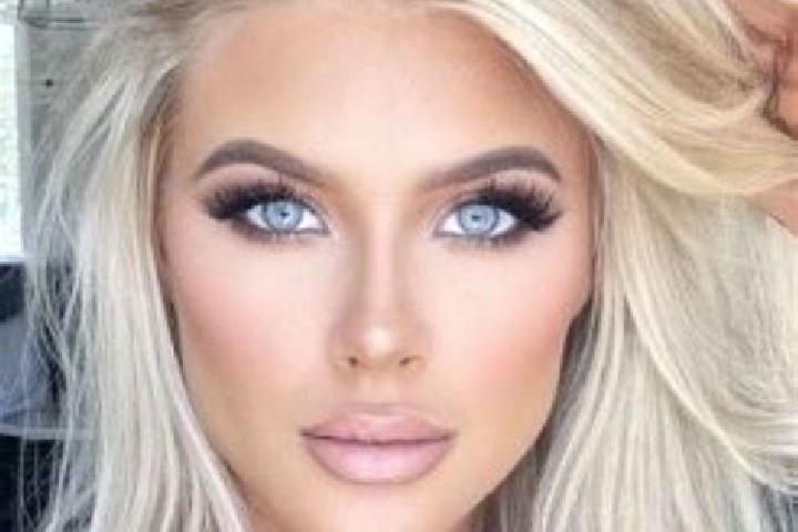 Avery, 21, a platinum blonde hazel-eyed caucasian companion based in Apiuna. Offering Prostate Massage, OWO, GFE. Available for incall and outcall, day and e...