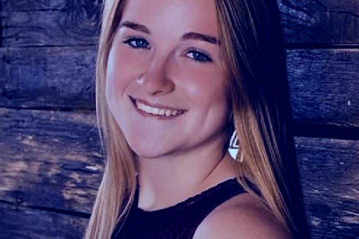 Avery, 21 — Escort in Anamosa, United States