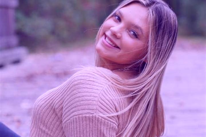 Avery, 21 — Escort in Conklin, United States