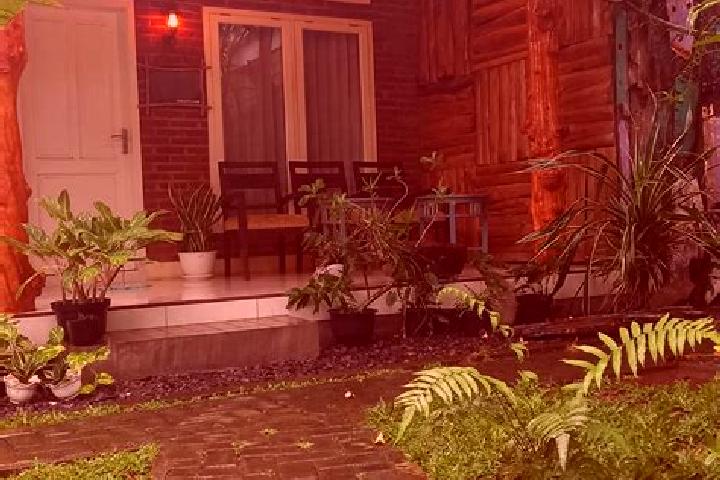 Avery, 21 — Escort in Krajan Sumberanget, Indonesia