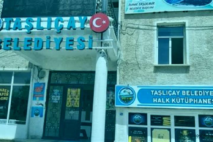 Avery, 21 — Escort in Taslicay, Turkey