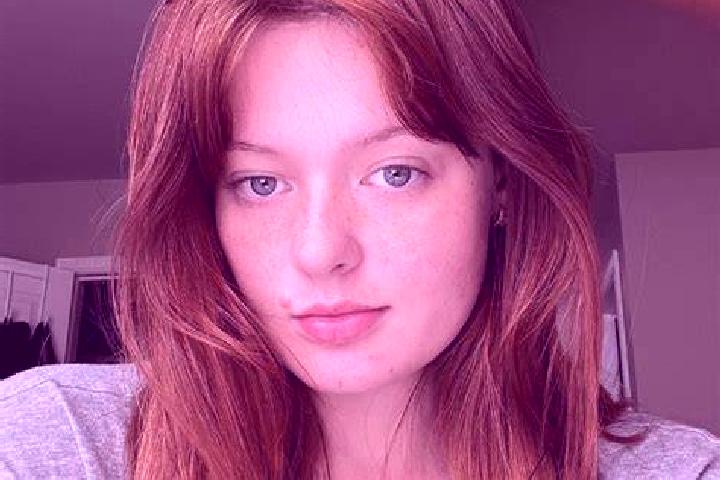 Avery, 22, a auburn grey-eyed mediterranean companion based in Florida Ridge. Offering Overnight, Party Girl, Domination, Duos. Available for incall and outc...