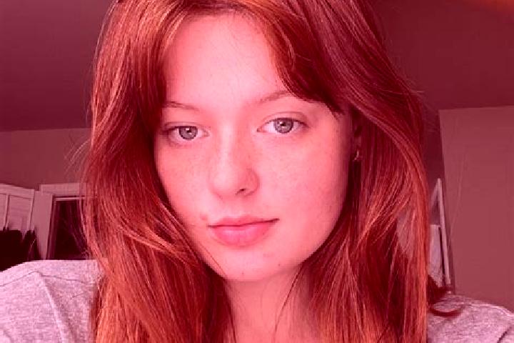 Avery, 22, a auburn hazel-eyed mixed companion based in Collonges-sous-Saleve. Offering Deep French Kissing, Girlfriend Experience, Prostate Massage, Rolepla...